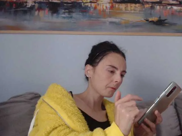 Live sex webcam photo for cleophee #287942896