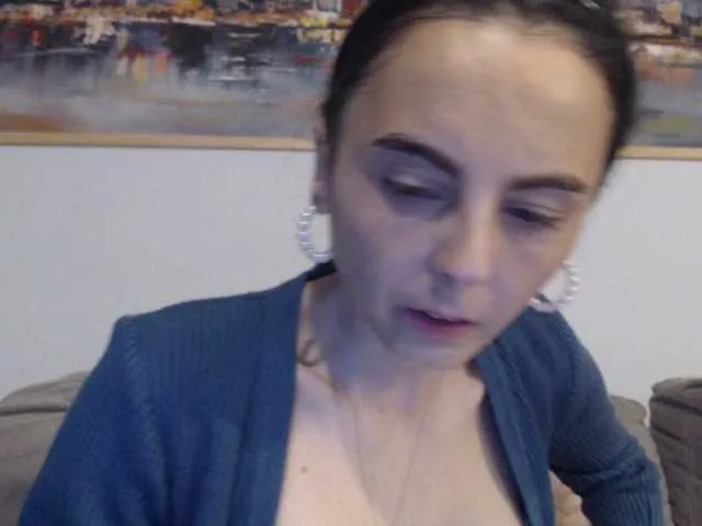 Live sex webcam photo for cleophee #287942897