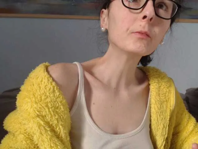 Live sex webcam photo for cleophee #287942943