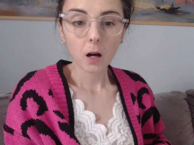 Live sex webcam photo for cleophee #287942948