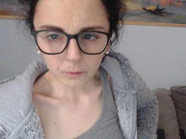 Live sex webcam photo for cleophee #287942953