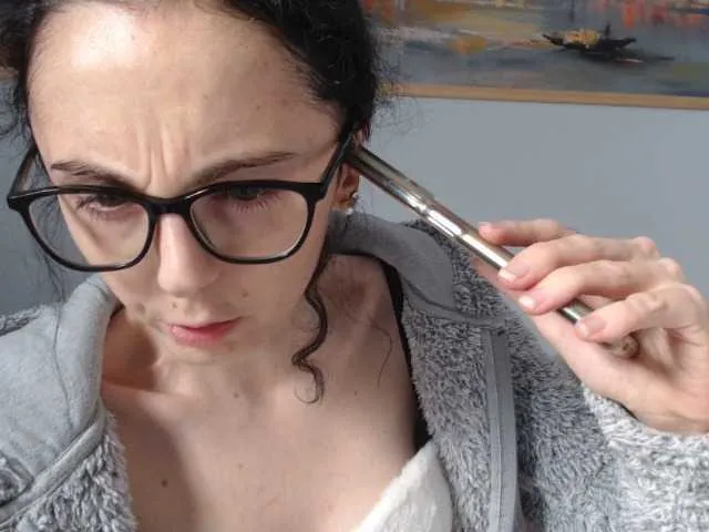 Live sex webcam photo for cleophee #287942960