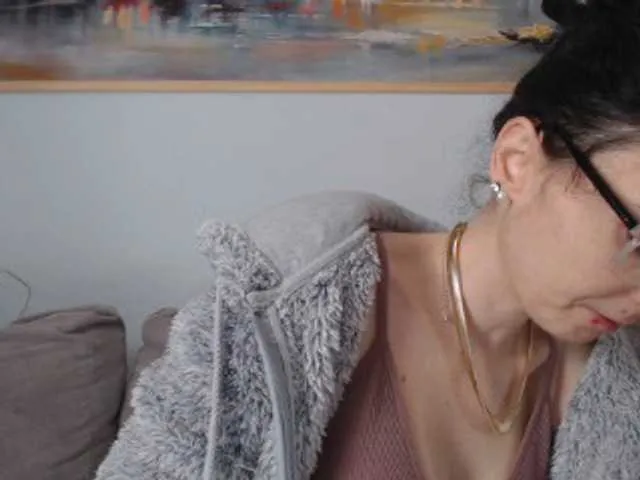 Live sex webcam photo for cleophee #287942986
