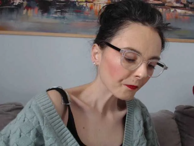 Live sex webcam photo for cleophee #287943014