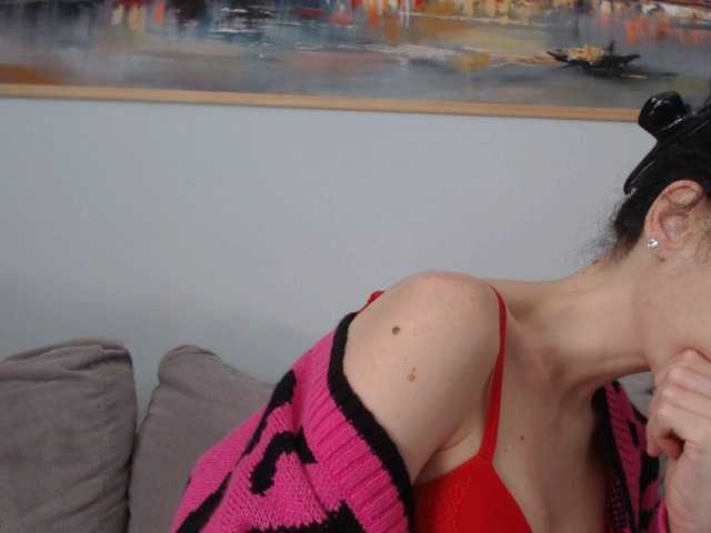 Live sex webcam photo for cleophee #277861159