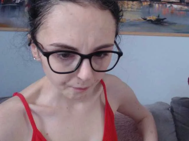 Live sex webcam photo for cleophee #287943037