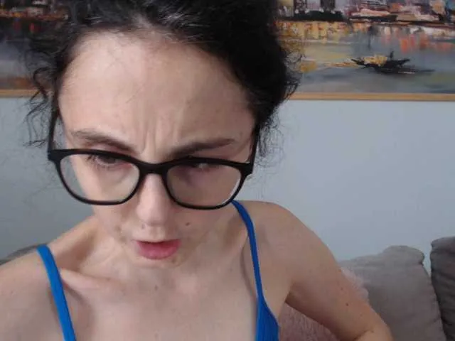 Live sex webcam photo for cleophee #288090326
