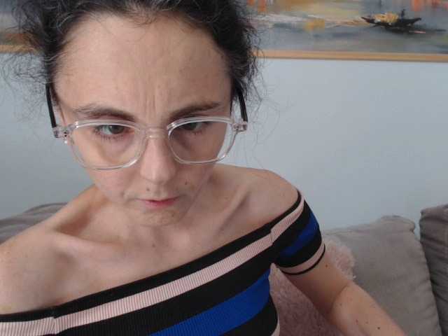 Live sex webcam photo for cleophee #289662649