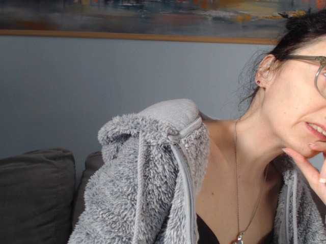 Live sex webcam photo for cleophee #290292158