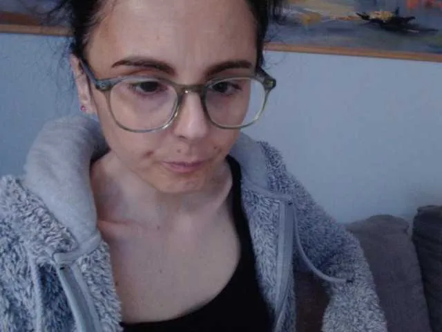 Live sex webcam photo for cleophee #290353127