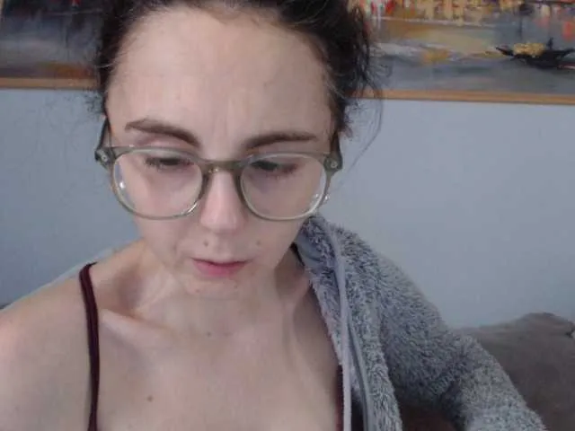 Live sex webcam photo for cleophee #290465733