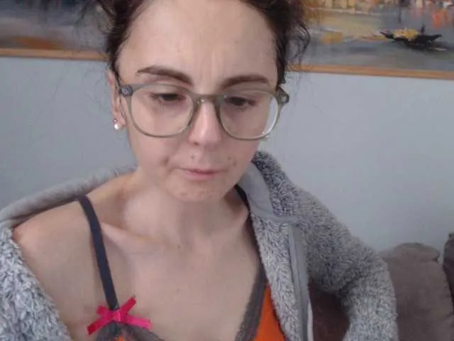 Live sex webcam photo for cleophee #290479901