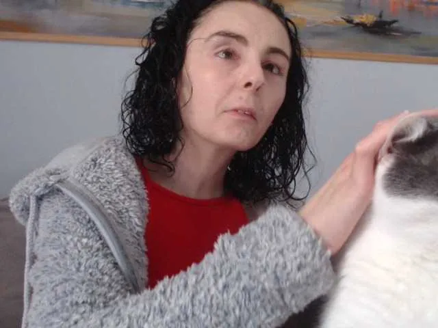 Live sex webcam photo for cleophee #290541685