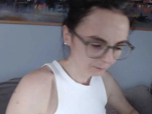 Live sex webcam photo for cleophee #290716739