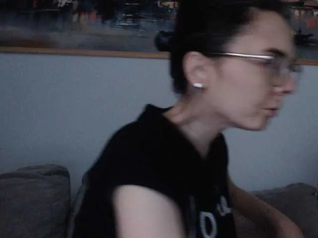 Live sex webcam photo for cleophee #290785235