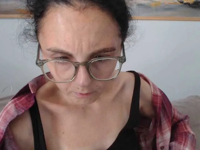 Live sex webcam photo for cleophee #290970550