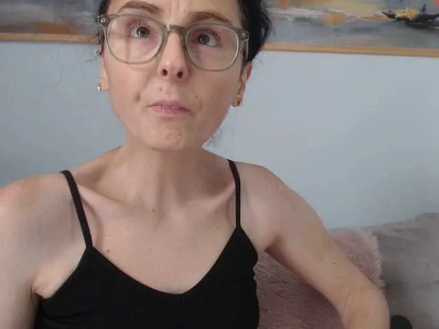 Live sex webcam photo for cleophee #291097390