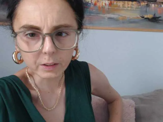 Live sex webcam photo for cleophee #291173341