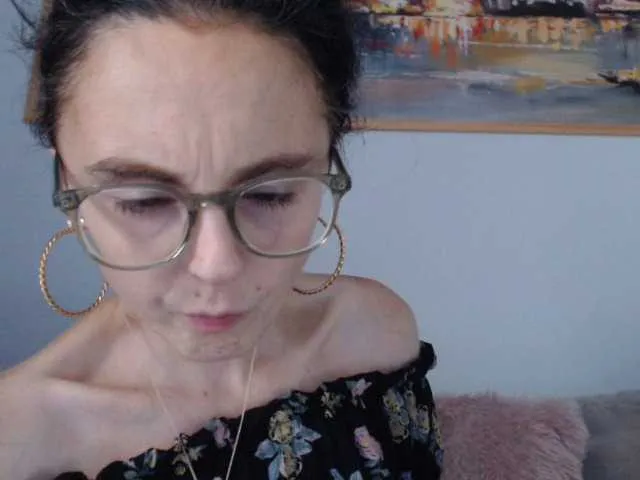 Live sex webcam photo for cleophee #291190457
