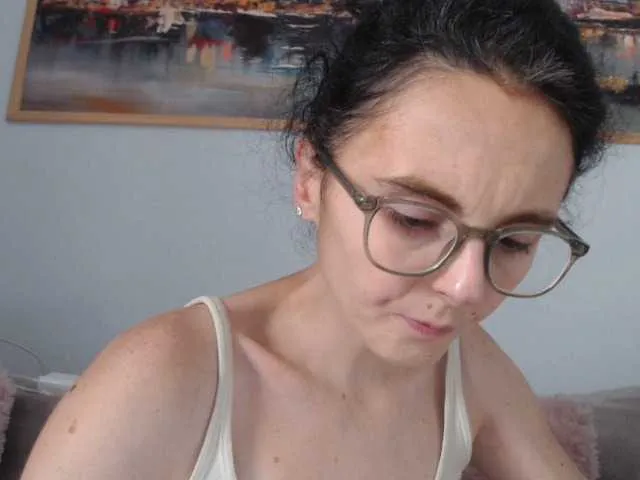 Live sex webcam photo for cleophee #291260540