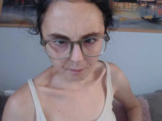 Live sex webcam photo for cleophee #291271012