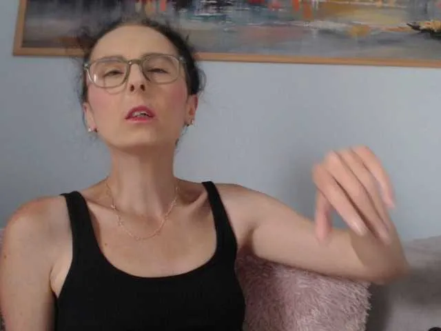 Live sex webcam photo for cleophee #291480189