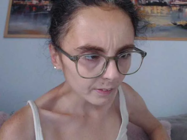 Live sex webcam photo for cleophee #291511749