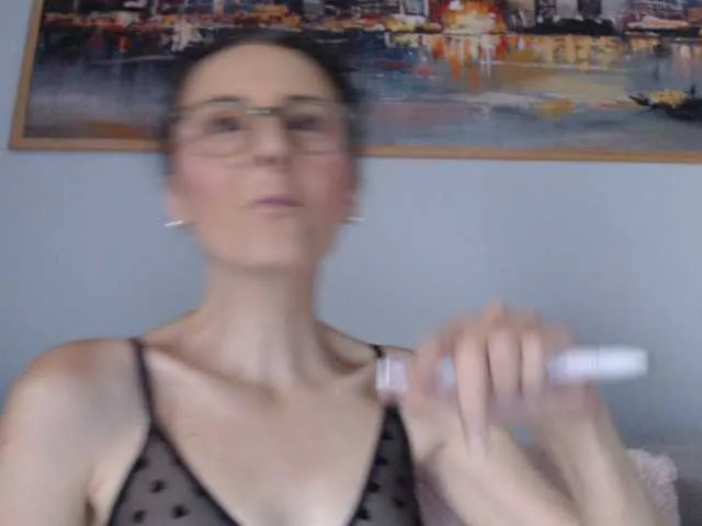 Live sex webcam photo for cleophee #291614504