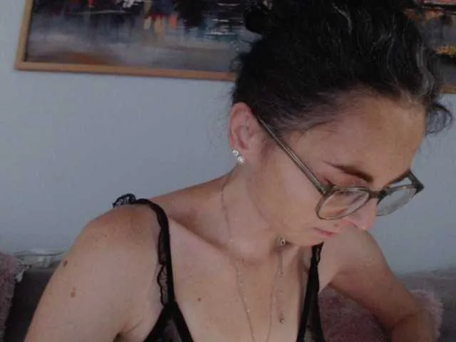 Live sex webcam photo for cleophee #291725973