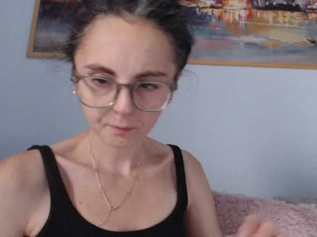 Live sex webcam photo for cleophee #291777193