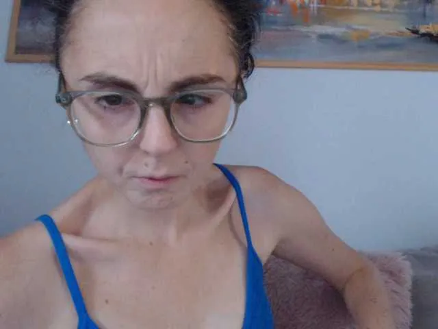 Live sex webcam photo for cleophee #291782119