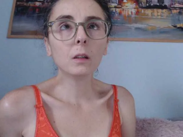 Live sex webcam photo for cleophee #291803169