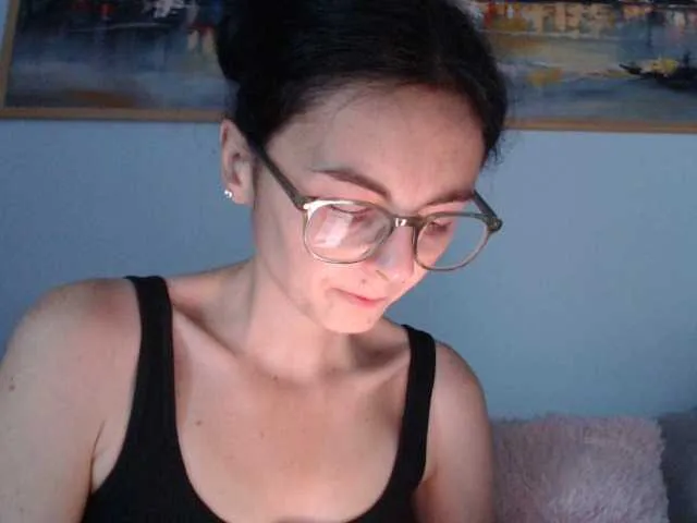 Live sex webcam photo for cleophee #291829296