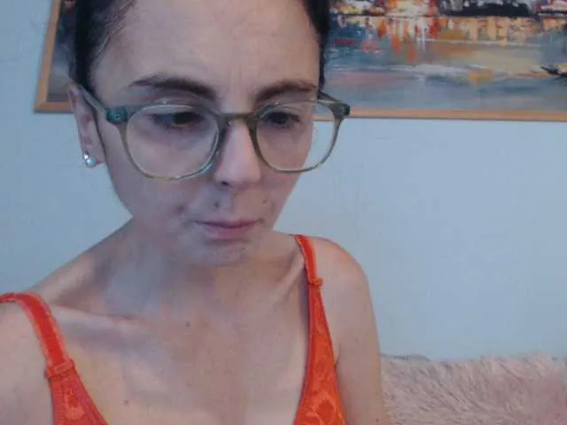 Live sex webcam photo for cleophee #291905867
