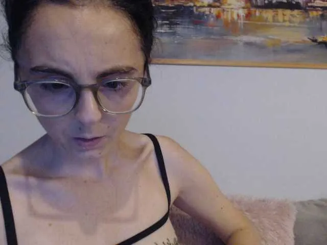 Live sex webcam photo for cleophee #292018243