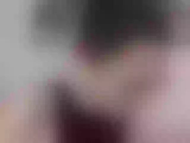 Live sex webcam photo for cleophee #292033677