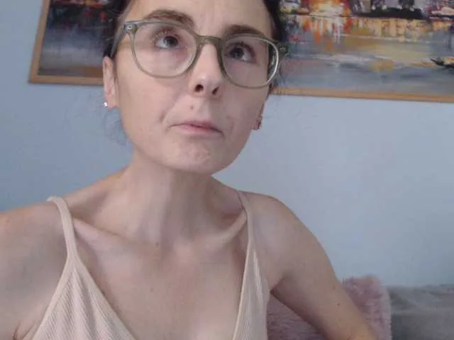 Live sex webcam photo for cleophee #292060798