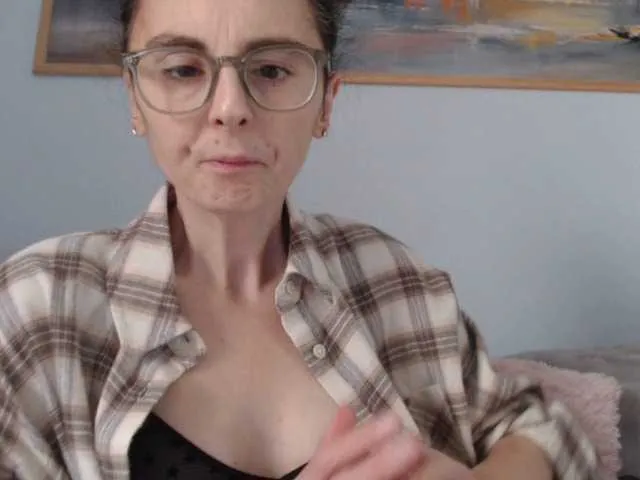 Live sex webcam photo for cleophee #292168673