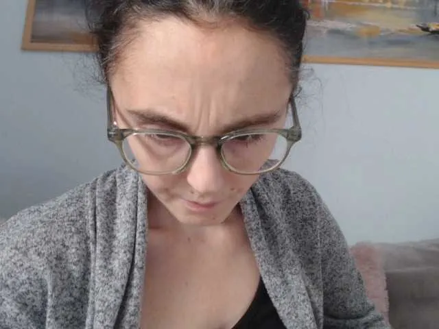 Live sex webcam photo for cleophee #292183161