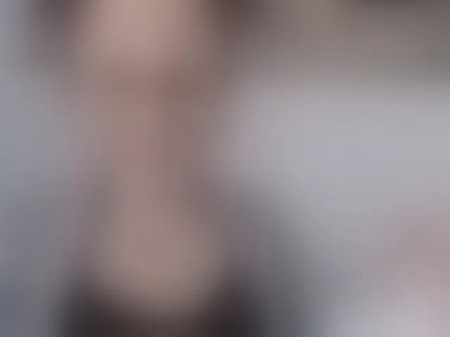 Live sex webcam photo for cleophee #292347647