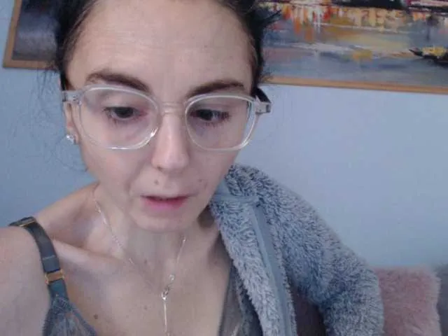 Live sex webcam photo for cleophee #292764499