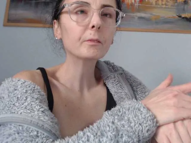 Live sex webcam photo for cleophee #292848692
