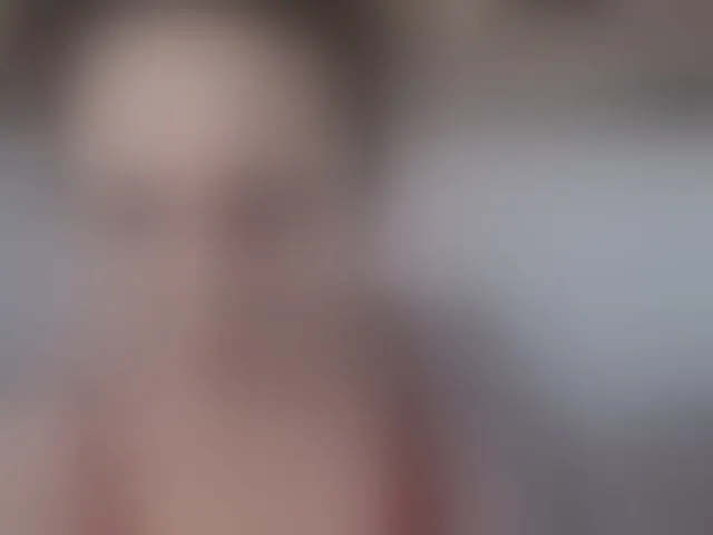 Live sex webcam photo for cleophee #293310131