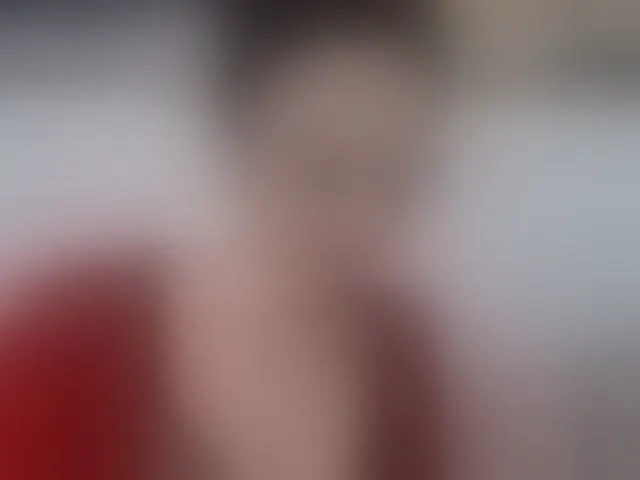 Live sex webcam photo for cleophee #293463172