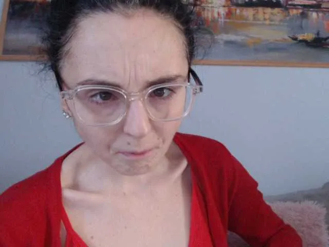 Live sex webcam photo for cleophee #293478223
