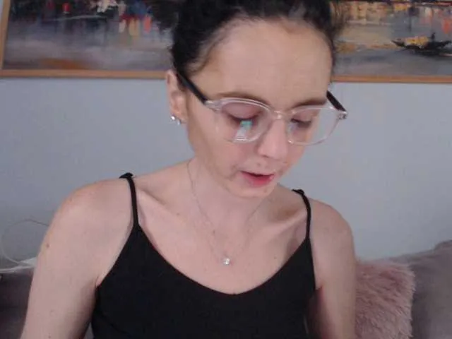 Live sex webcam photo for cleophee #293506588