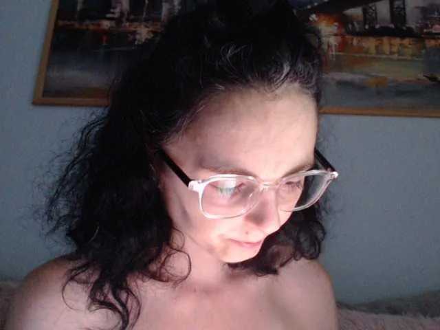 Live sex webcam photo for cleophee #293841349