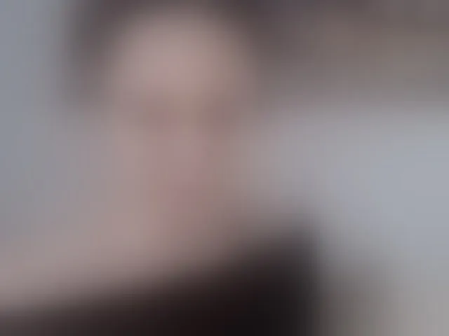 Live sex webcam photo for cleophee #293947314