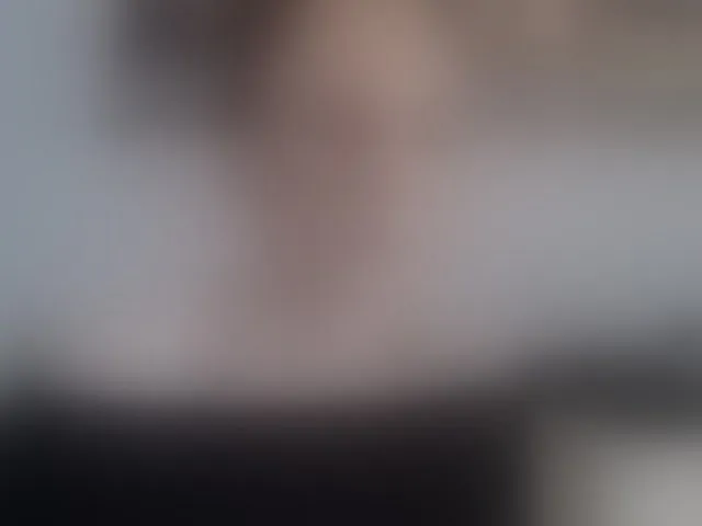 Live sex webcam photo for cleophee #293948455