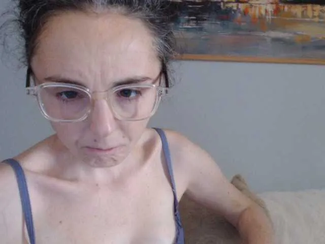 Live sex webcam photo for cleophee #294125982